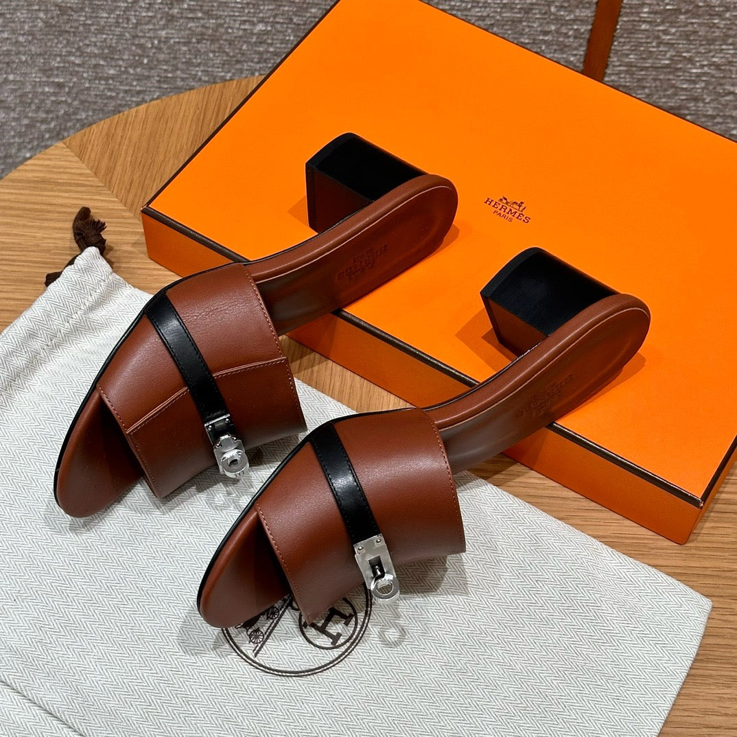 Sandal #3077
