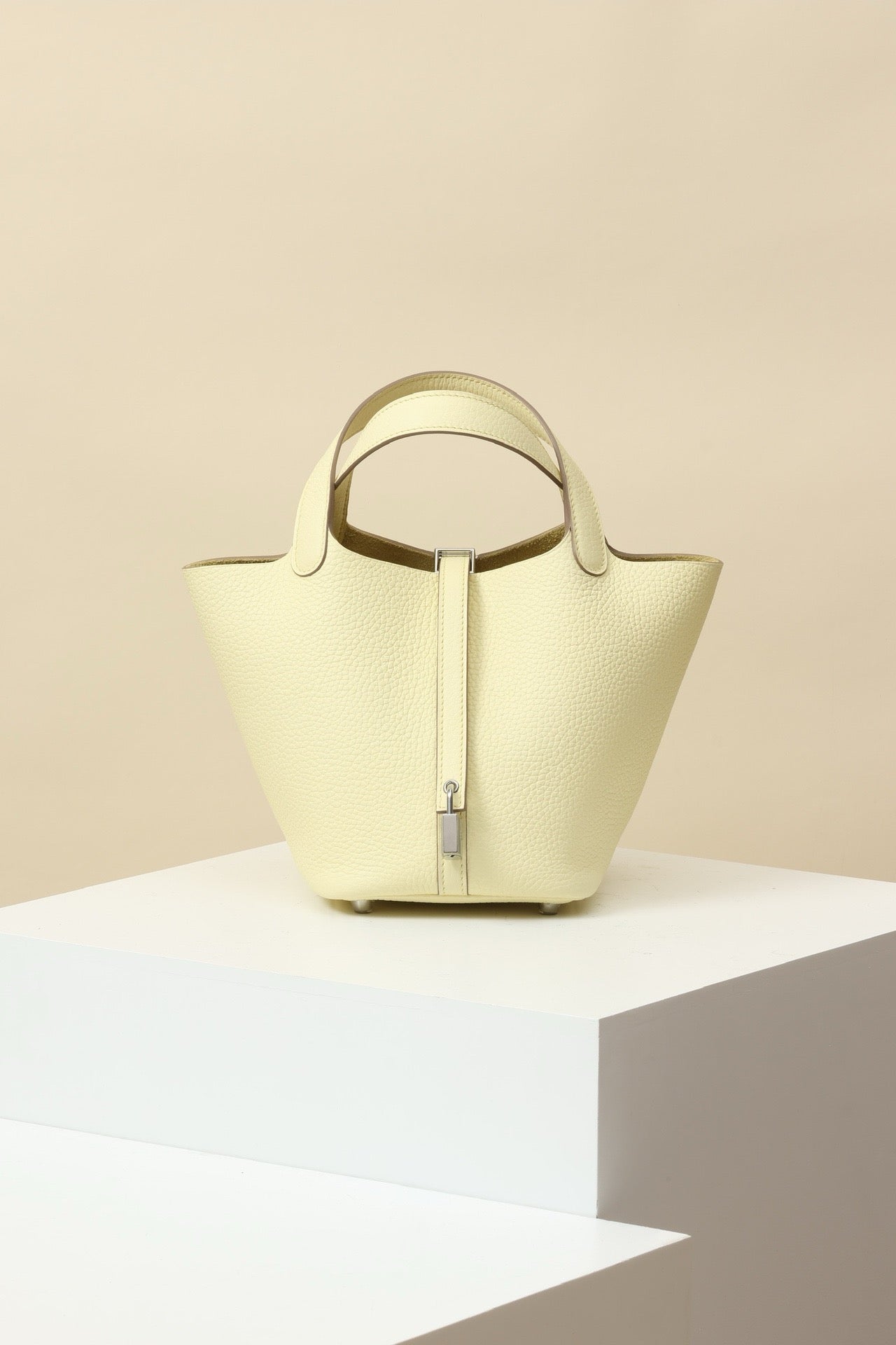 CL18 I8 Milton Yellow PHW #4099