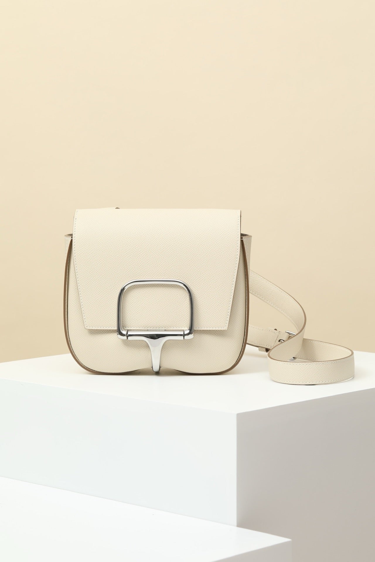 PG18 Milkshake White# 3763