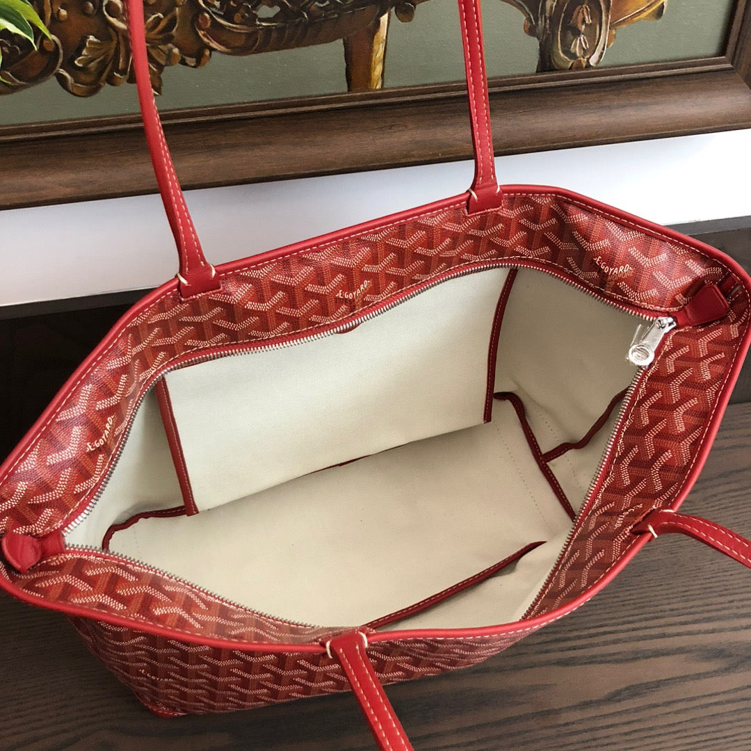 Artois MM Bag #689