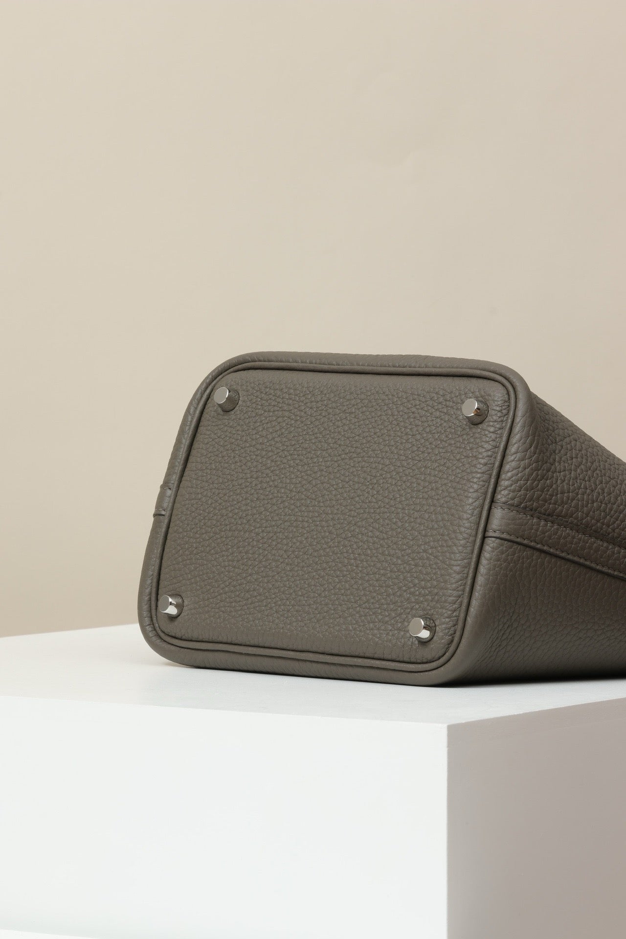 CL18 8F Tin Gray PHW #4045