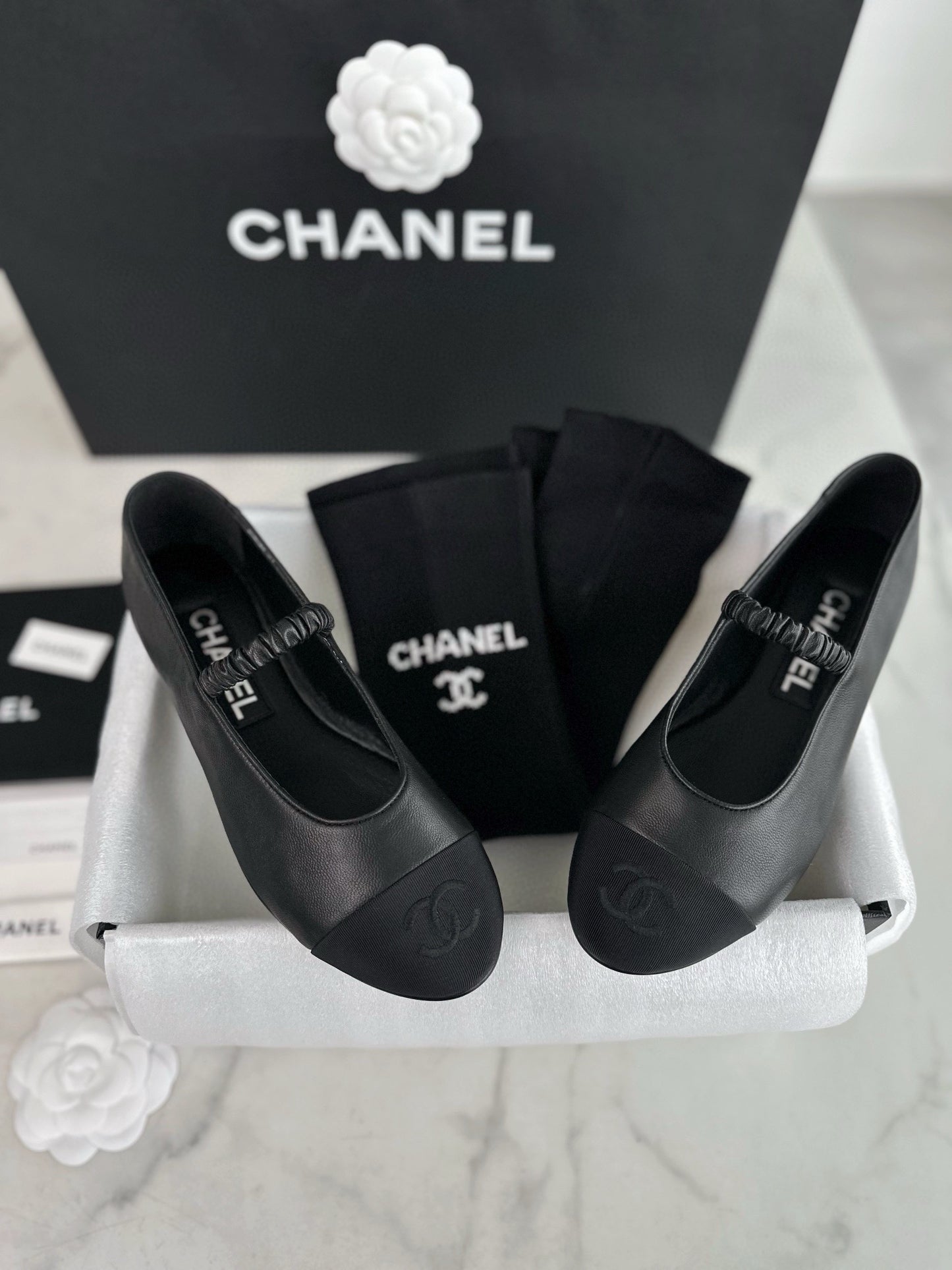 24s sandal #377