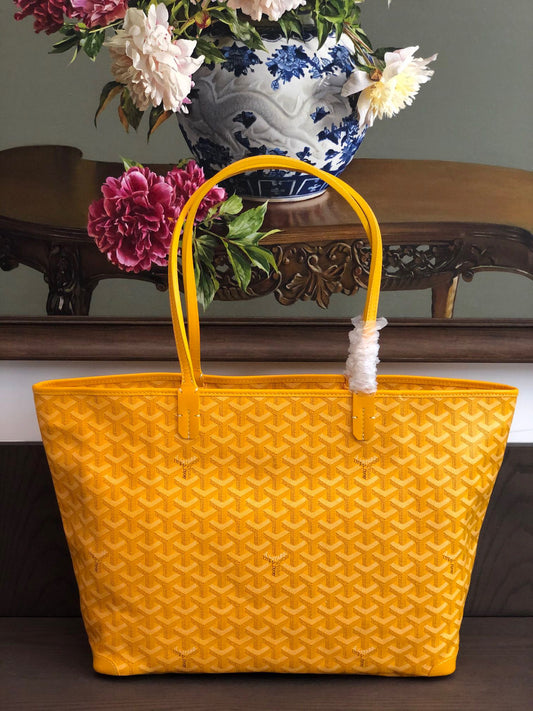 Artois MM Bag #683