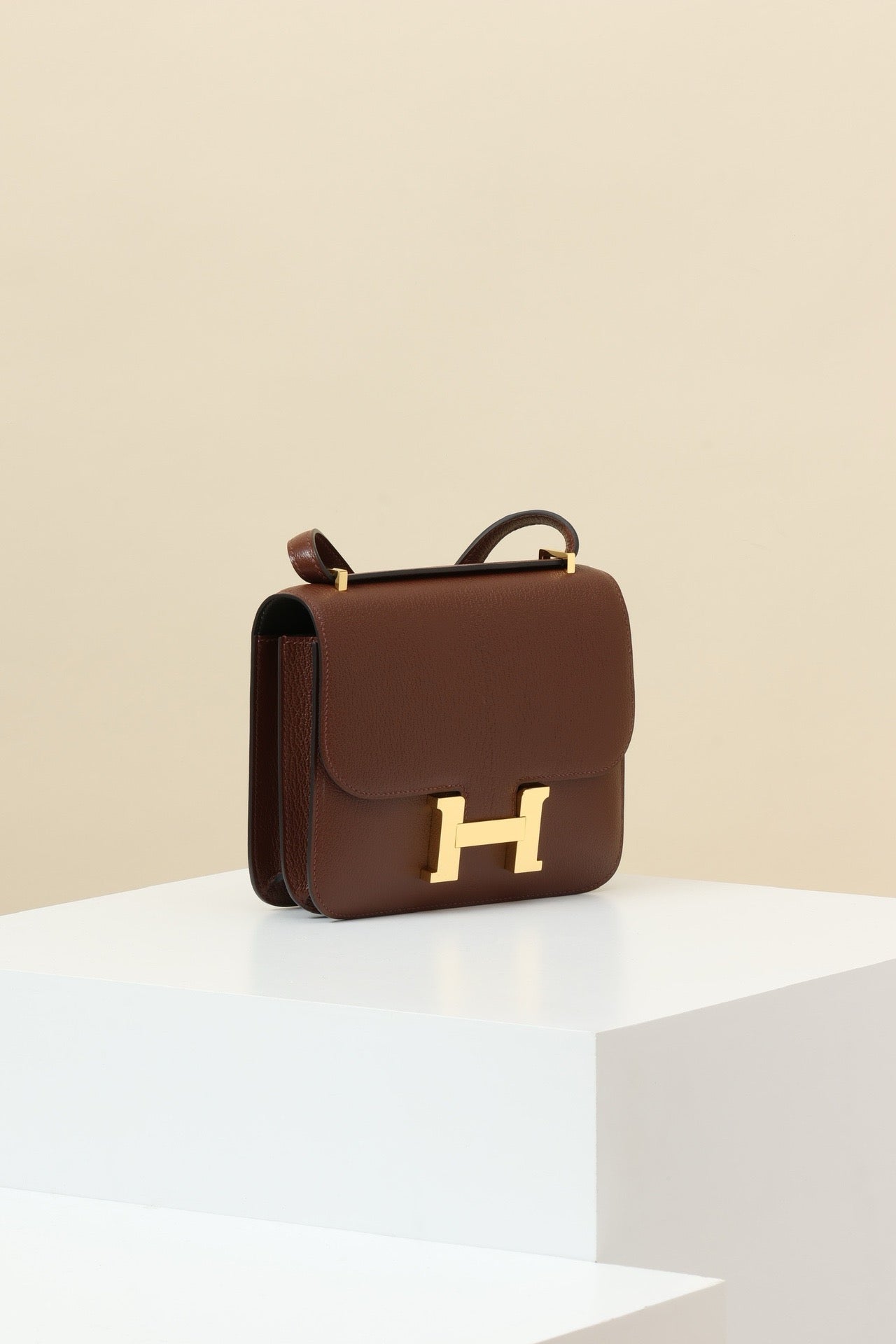 CJ19 19 cm ,  41 Havana / 46 Ebony Goatskin GHW #4346