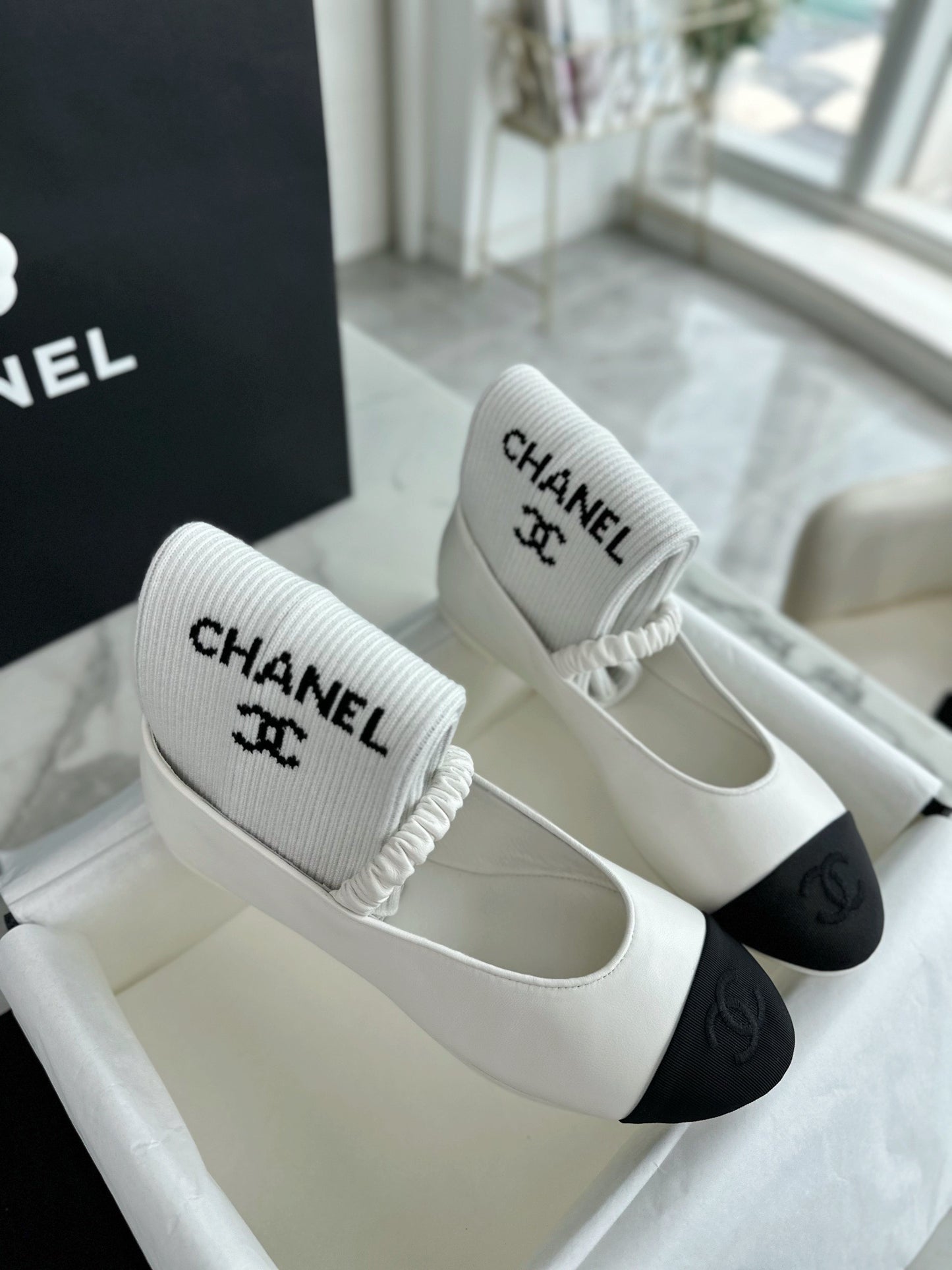 24s sandal #378