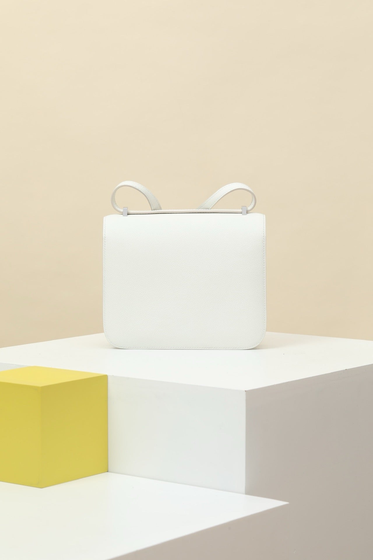 CJG19, OU New White / 8L Cement Grey,  EVE leather with shiny #4387