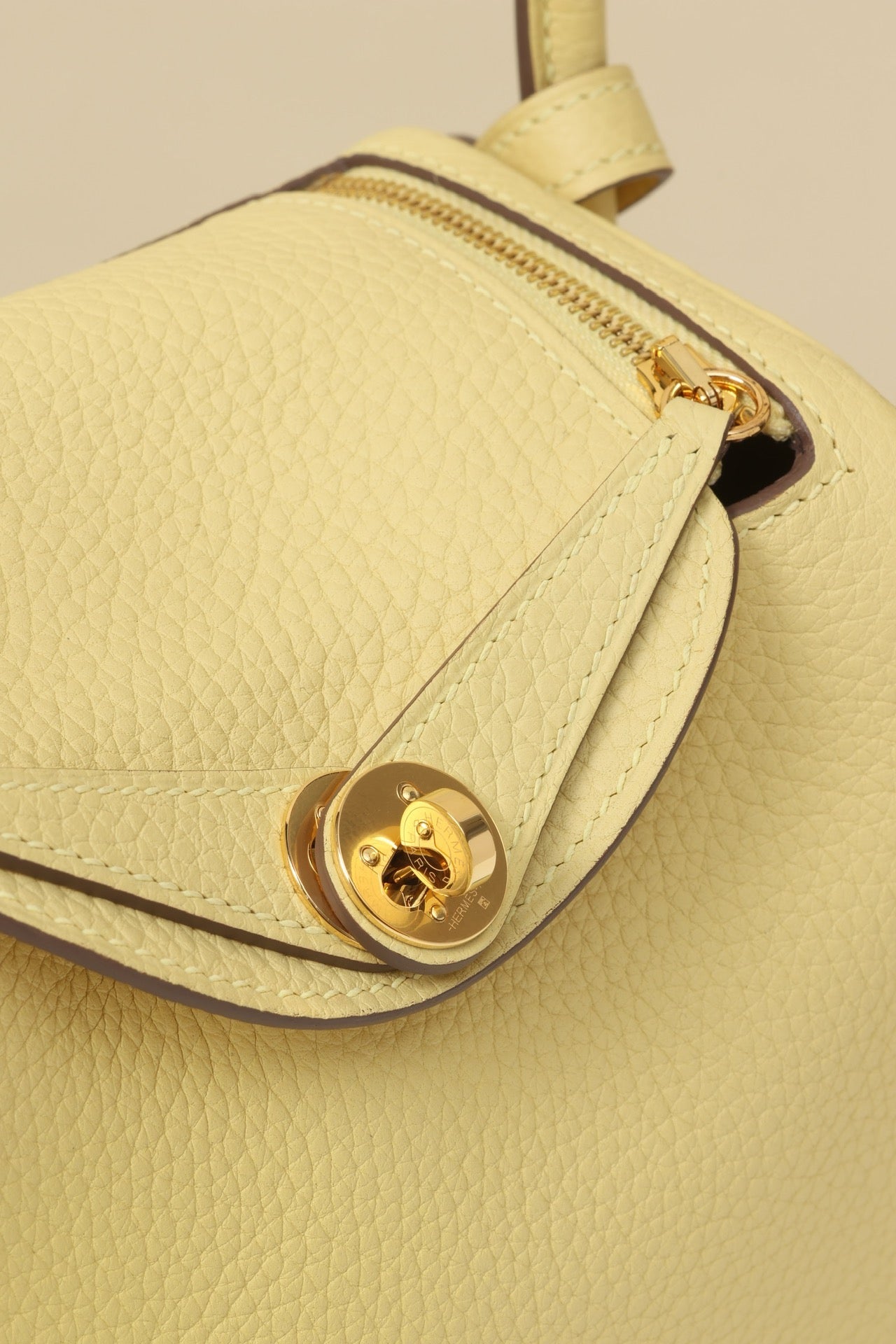 LD19 , Togo , 1Z Jaune Poussin / I2 Craie GHW #4583