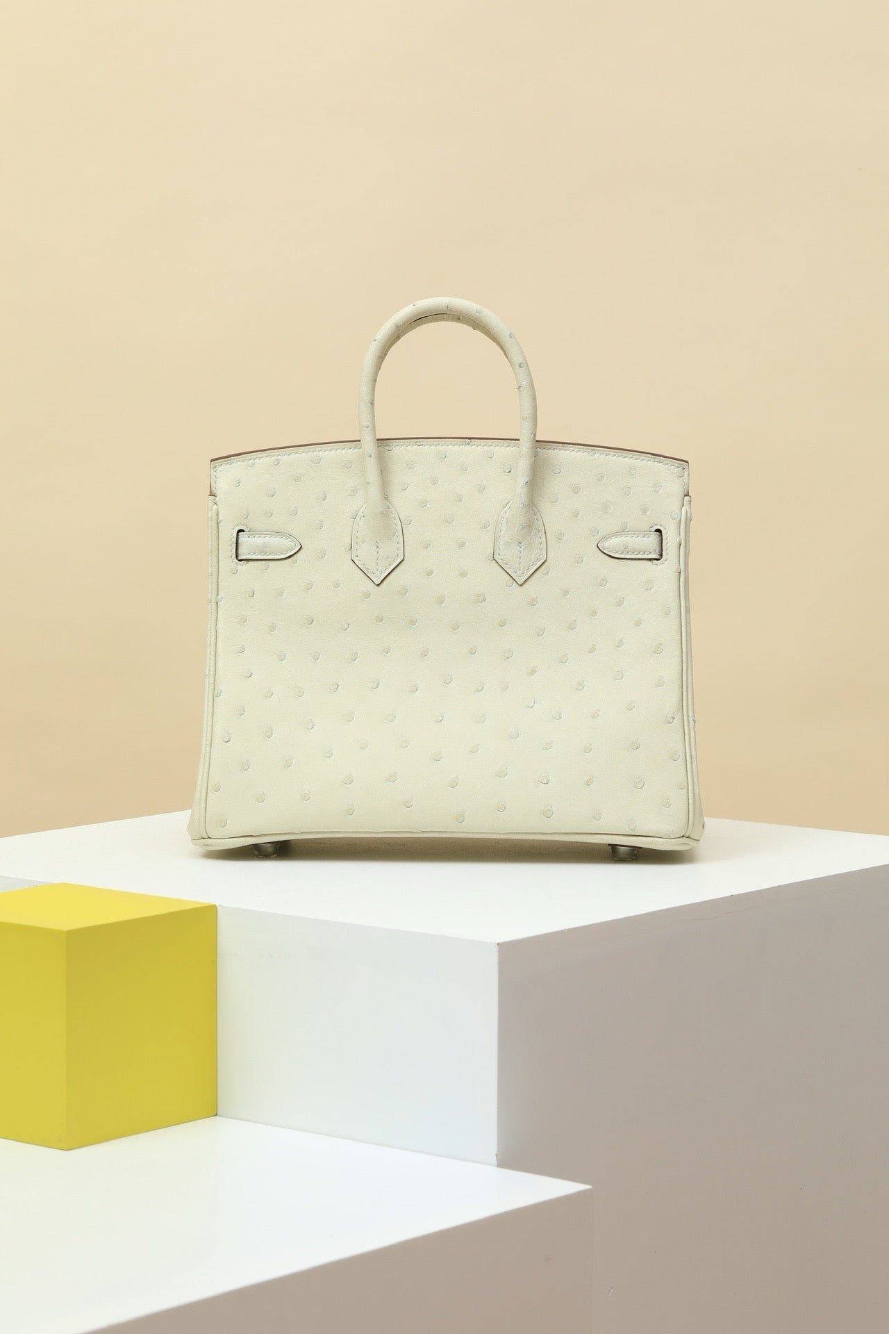 BK25 Wool White # 3891