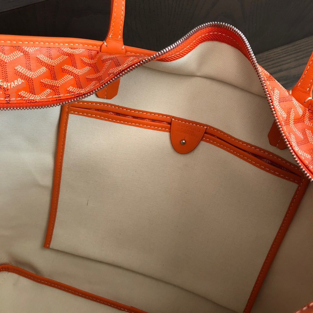 Artois MM Bag #697