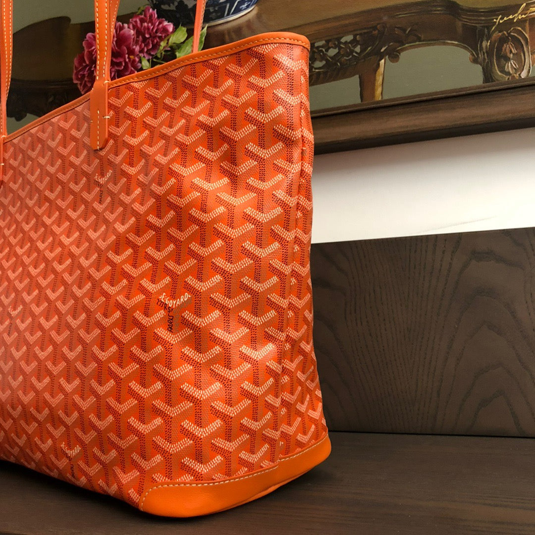 Artois MM Bag #697
