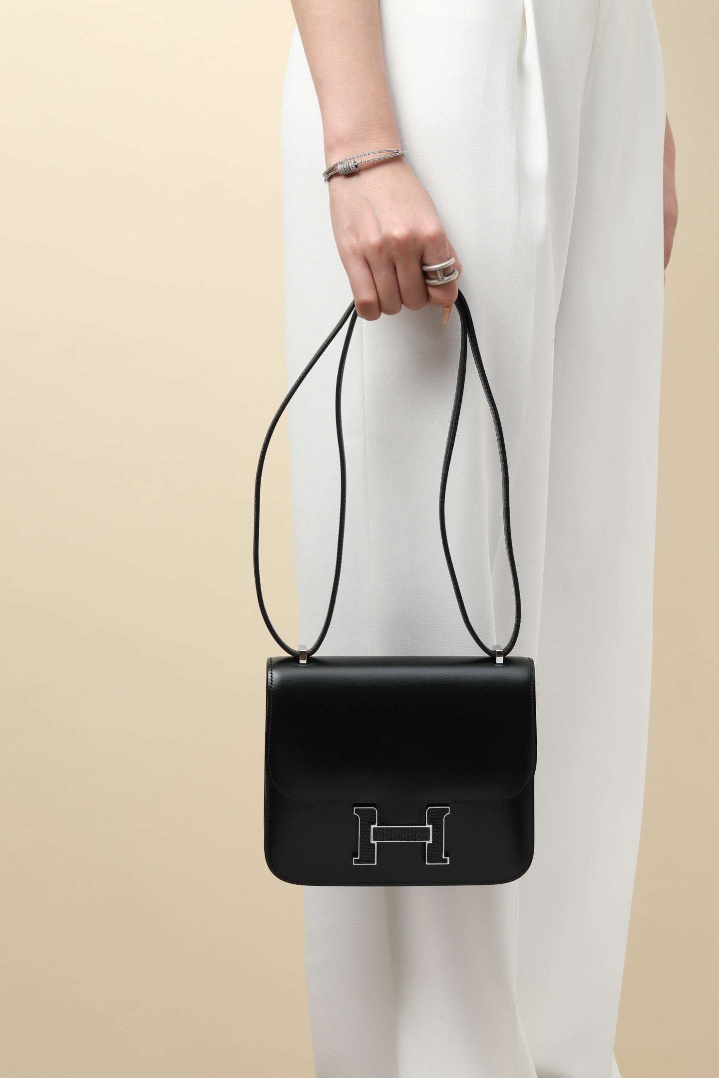 CJG19 , CK89 Black  Shiny BOX leather with lizard details (single bar clasp)  #4391