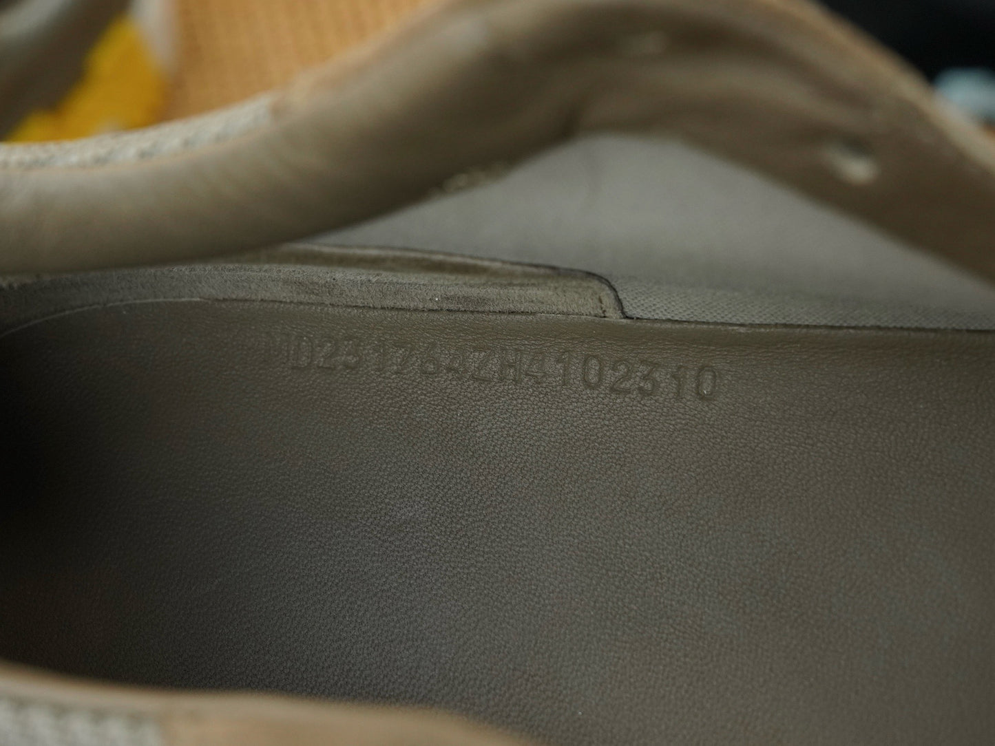 HSneakers