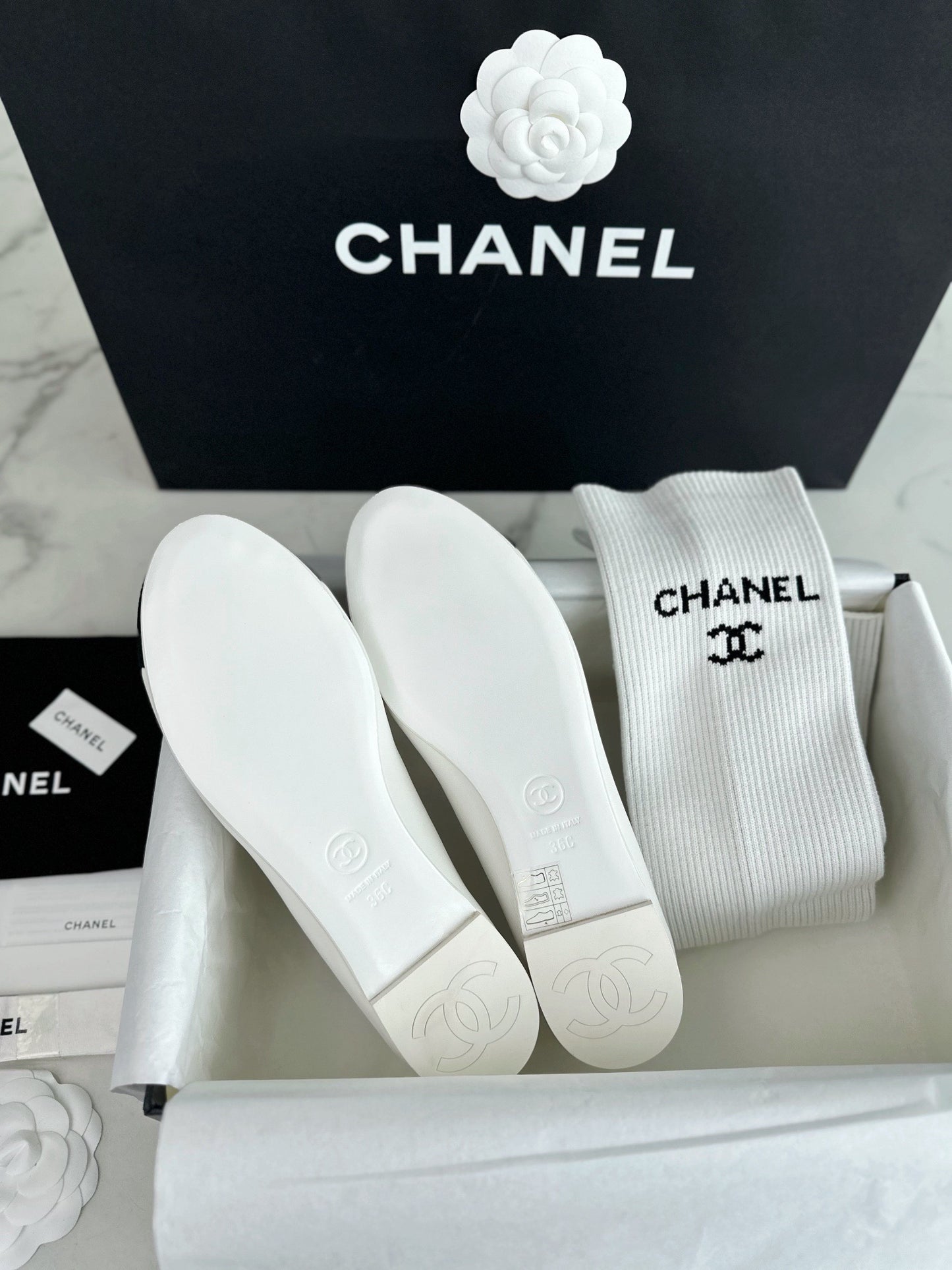 24s sandal #378